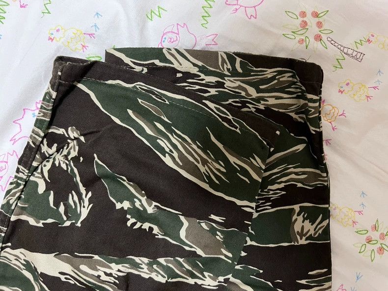 The Real McCoy's The Real McCoy'sTIGER CAMOUFLAGE TROUSERS Size US 32 / EU 48 - 6 Thumbnail