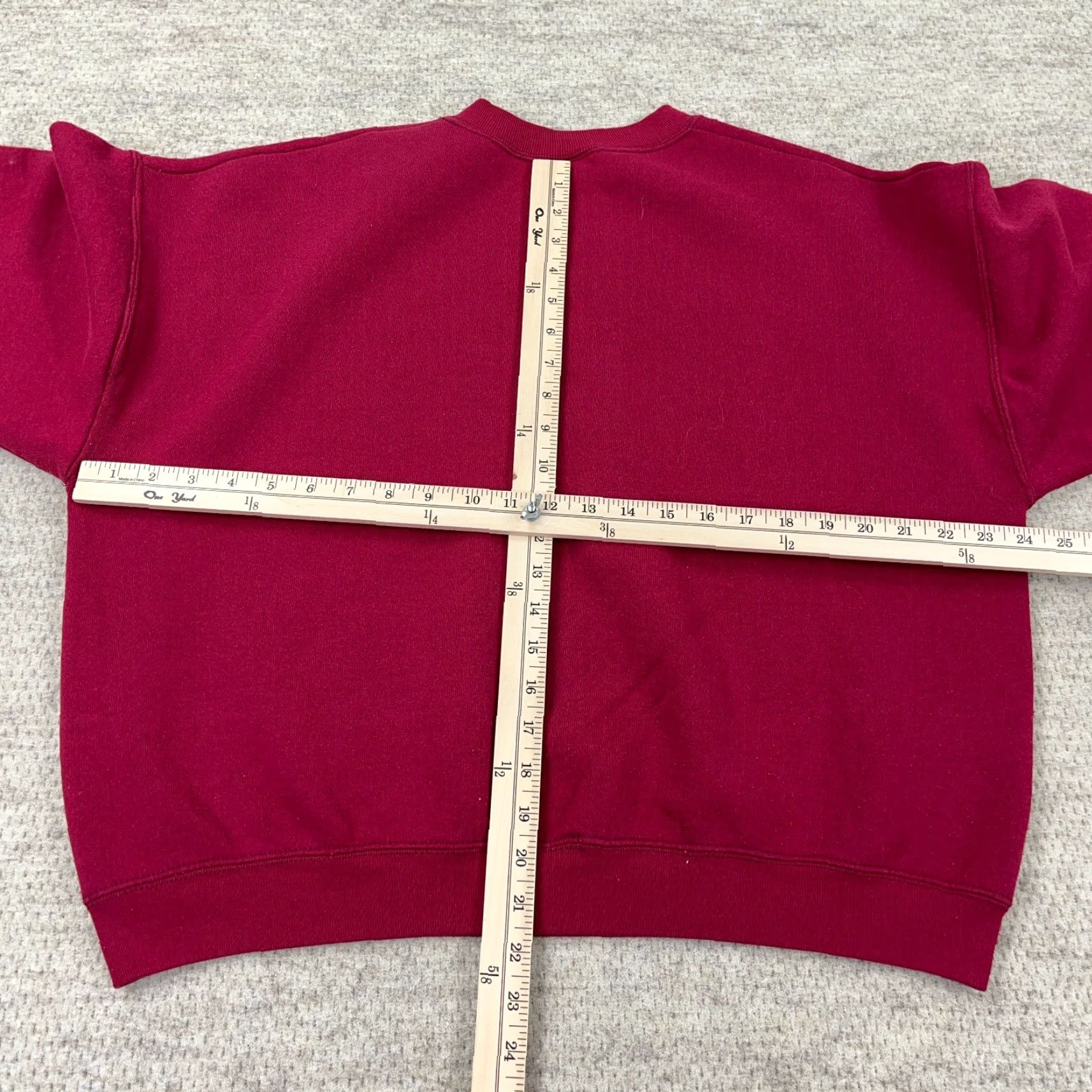 Mickey & Co. Vintage Disney Sweatshirt XL Red Crewneck Sweater Mickey Mouse 90s USA Women Size XL / US 12-14 / IT 48-50 - 5 Thumbnail