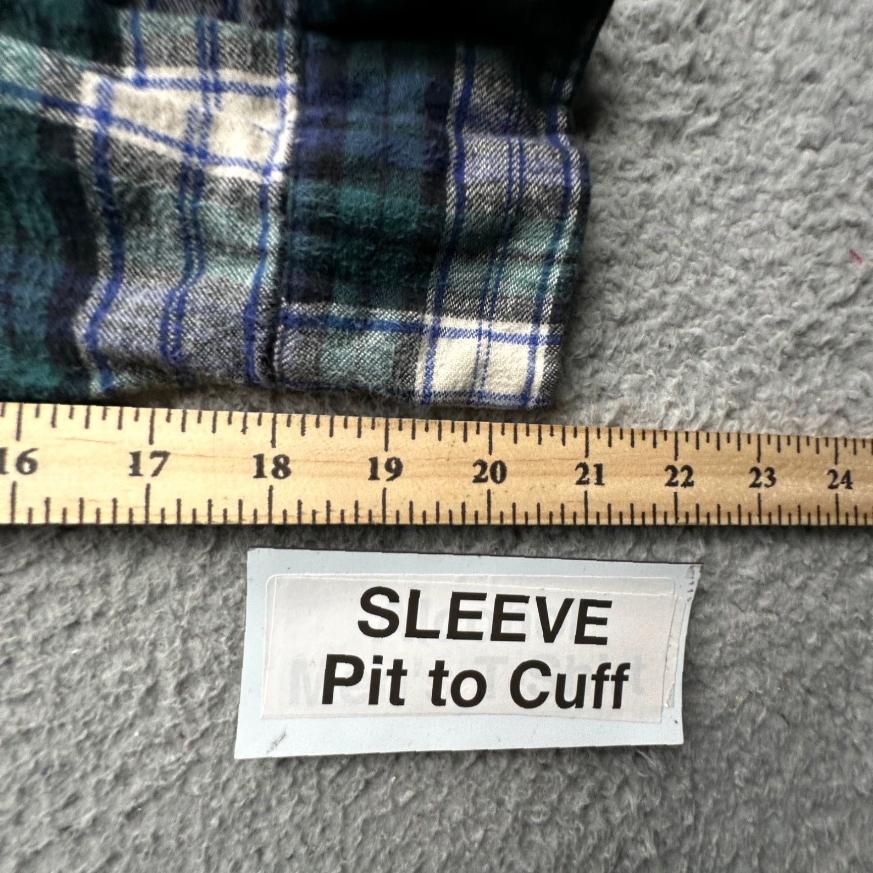 Vintage VINTAGE LL Bean Green Plaid Flannel Button Up Large Long Sleeve Button Down Shirt Mens Size US L / EU 52-54 / 3 - 6 Thumbnail