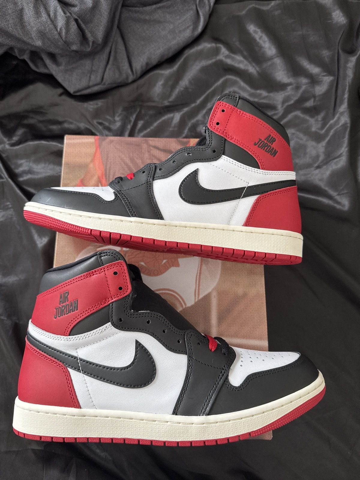 Jordan Brand × Nike Air Jordan 1 Retro High OG Size US 11 / EU 44 - 7 Thumbnail