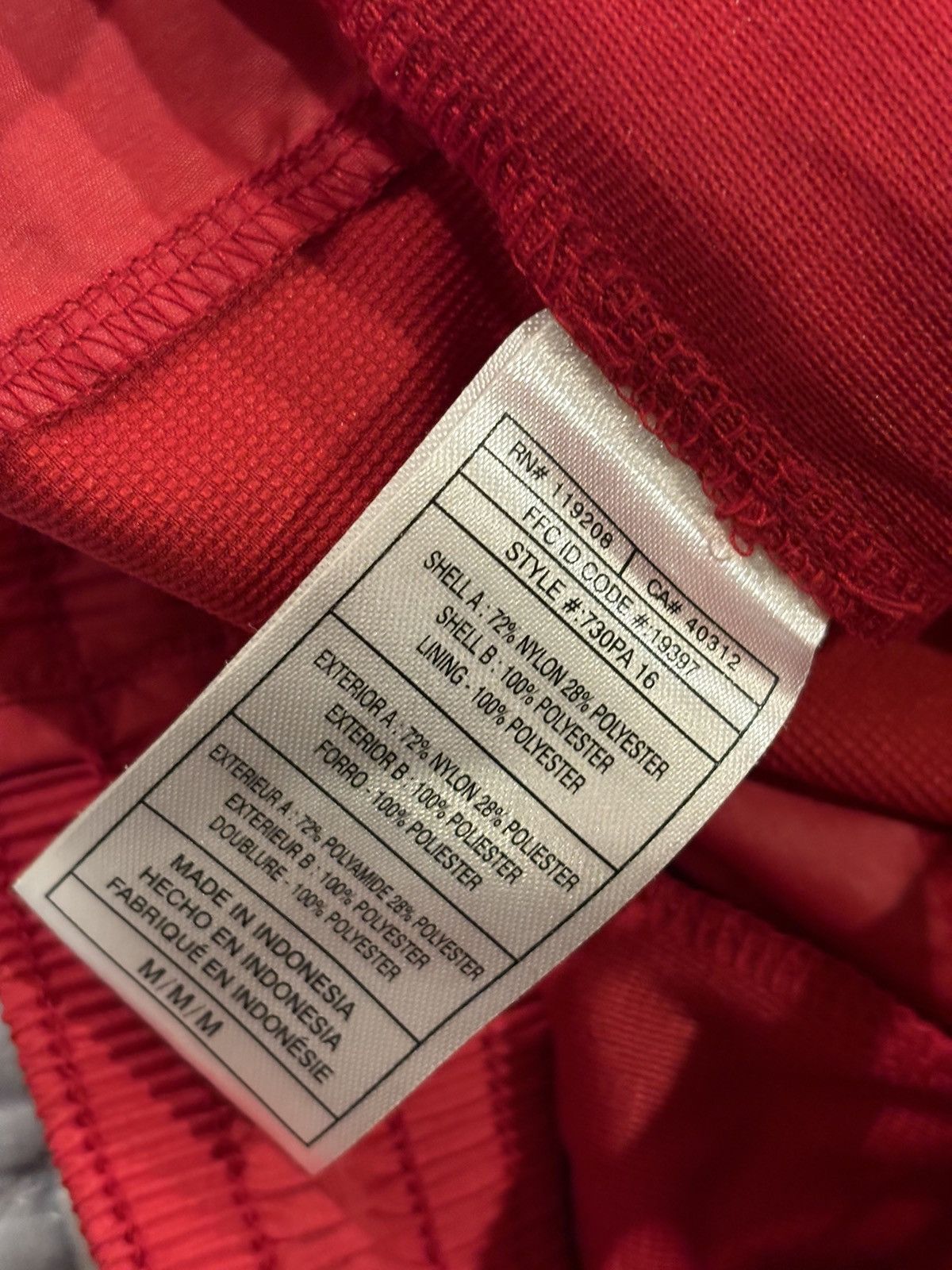 Adidas Adidas red windproof sweatpants medium Size US 30 / EU 46 - 7 Thumbnail