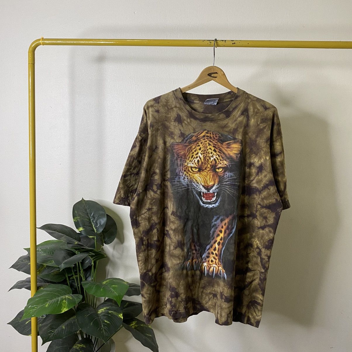 Vintage 1990s Leopard Tie Dye Liquid Blue Style T Shirt Size US XL / EU 56 / 4 - 1 Thumbnail