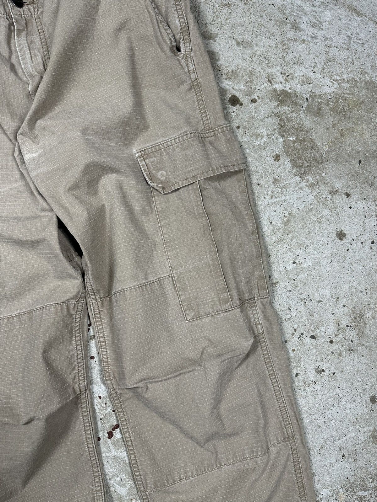Carhartt Vintage Y2K Carhartt Baggy Distressed Reworked Cargo Pants Size US 33 - 6 Thumbnail