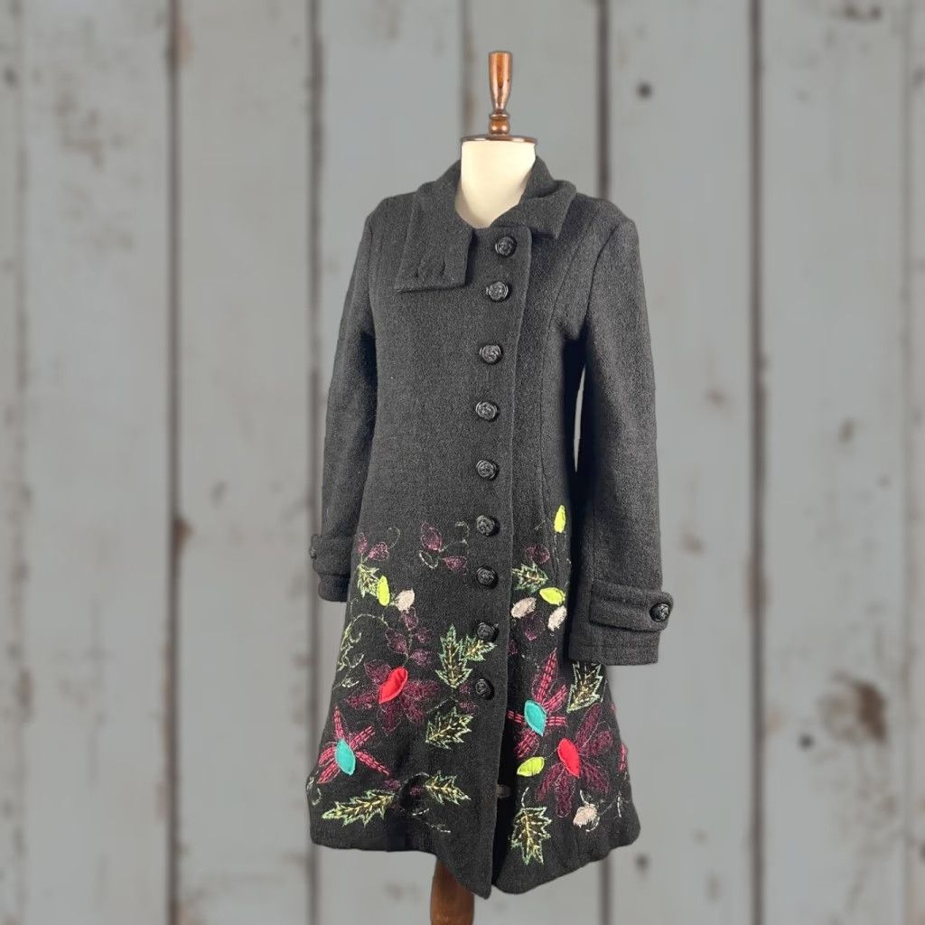 Desigual Desigual Coat Trench Black Floral Embroidered Long Sleeve Button 38 Women (Regular) Size XS / US 0-2 / IT 36-38 - 1 Thumbnail