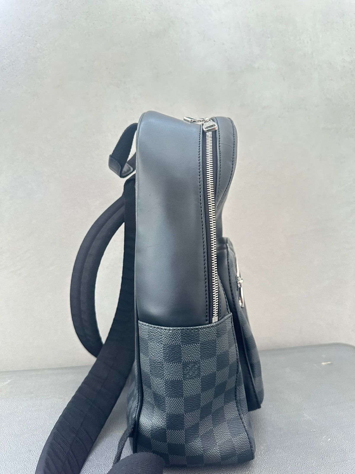 Louis Vuitton Louis Vuitton Damier Graphite Josh Backpack Size ONE SIZE - 3 Thumbnail