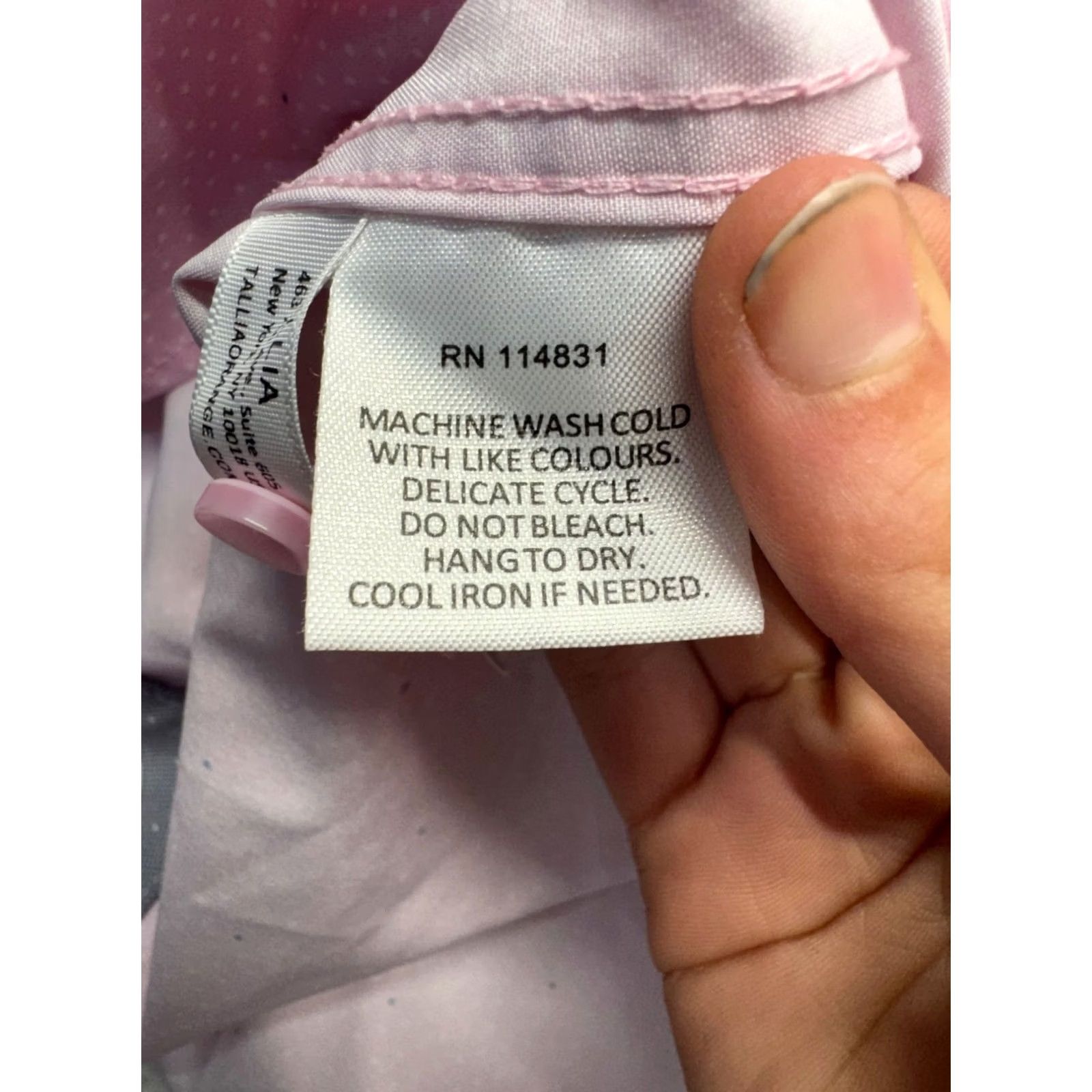 Tallia Tallia XL Pink Long Sleeve Button-Up Shirt Polka Dot Pattern Polyester #9733 Mens XL Button-Up Shirt Polo Dot Pink Tallia Size US XL / EU 56 / 4 - 5 Thumbnail