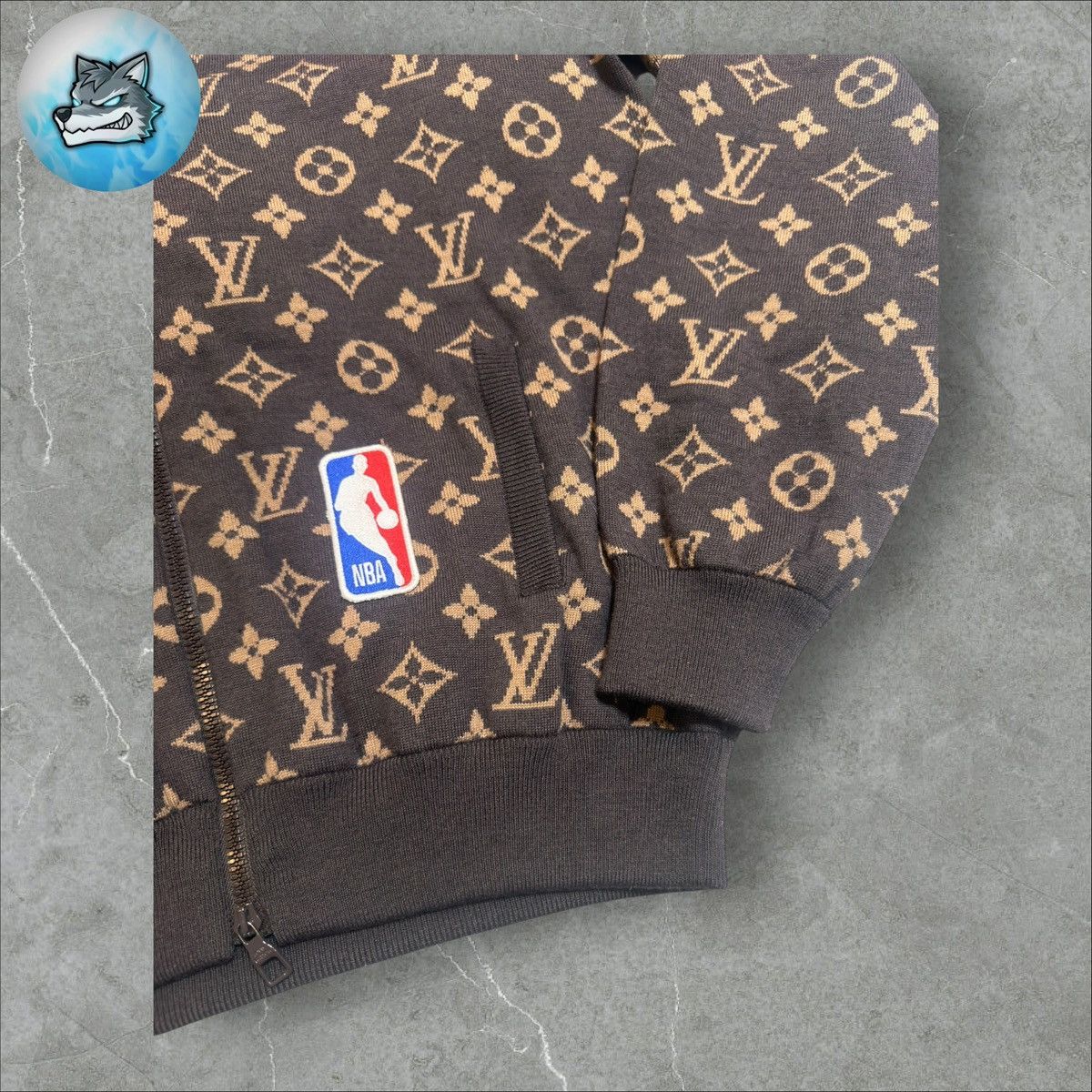Louis Vuitton × NBA Louis Vuitton x NBA Graphic Blouson Sweater size Large Size US L / EU 52-54 / 3 - 5 Thumbnail