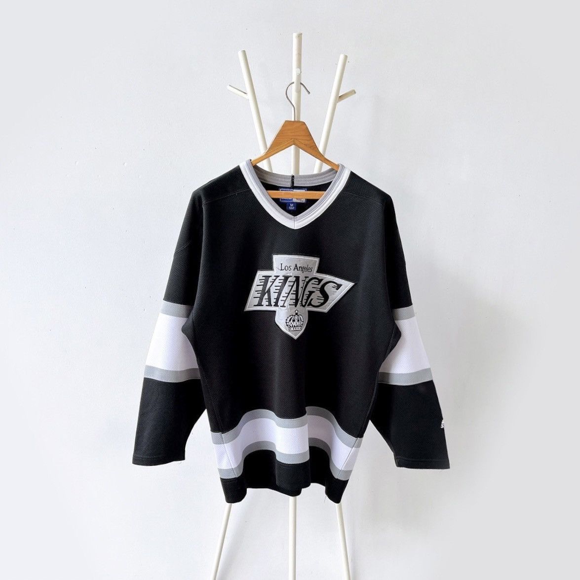 Starter 90s Los Angeles Kings NHL jersey/ M Size US M / EU 48-50 / 2 - 1 Thumbnail