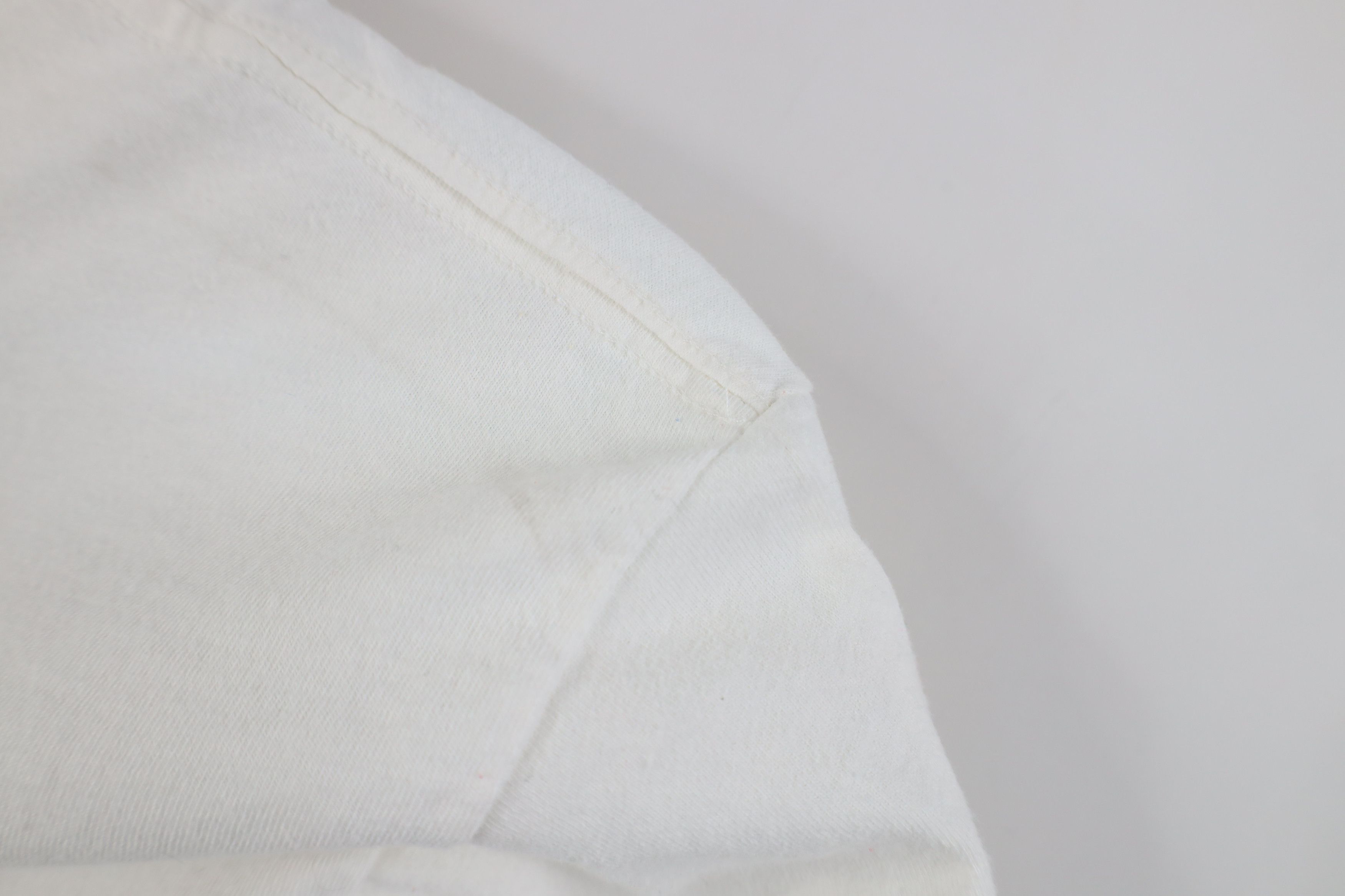 Vintage Vintage 80s 90s Streetwear Cotton V-Neck T-Shirt White USA Size US L / EU 52-54 / 3 - 5 Thumbnail