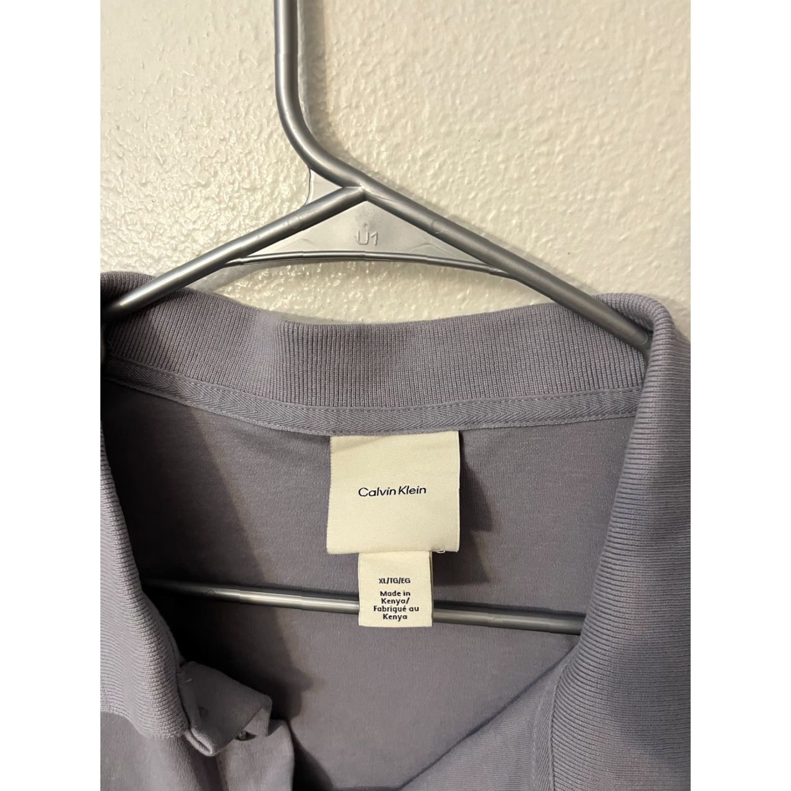 Calvin Klein Calvin Klein Polo Shirt Short Sleeve Gray Solid Mens XL Regular Fit Cotton Knit Shirt Size US XL / EU 56 / 4 - 2 Thumbnail