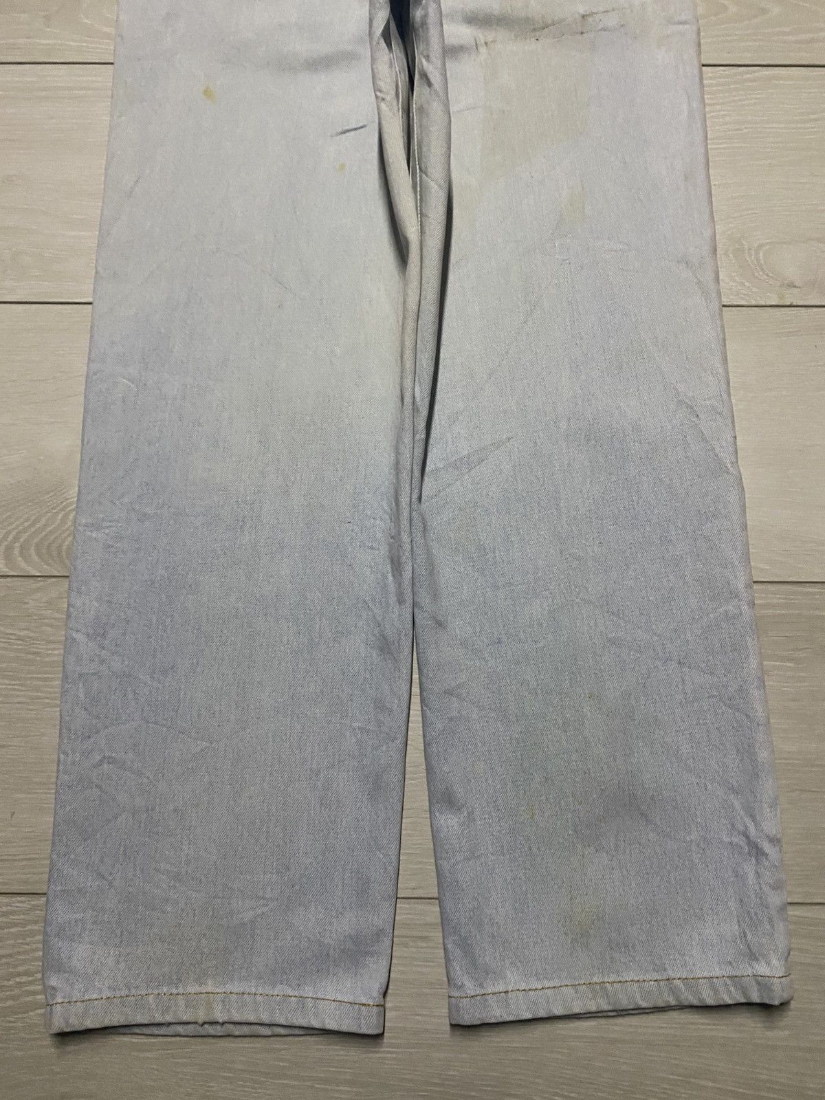 Vintage Vintage Giordano Blue Light Wash Rusty Loose Jeans Size US 30 / EU 46 - 6 Thumbnail