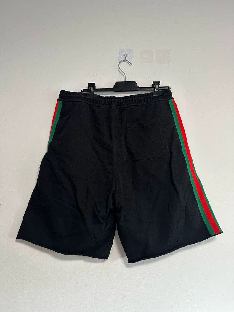 Gucci Gucci Size XXL Co-branded shorts 2503-Nextarrow Size US 32 / EU 48 - 2 Thumbnail
