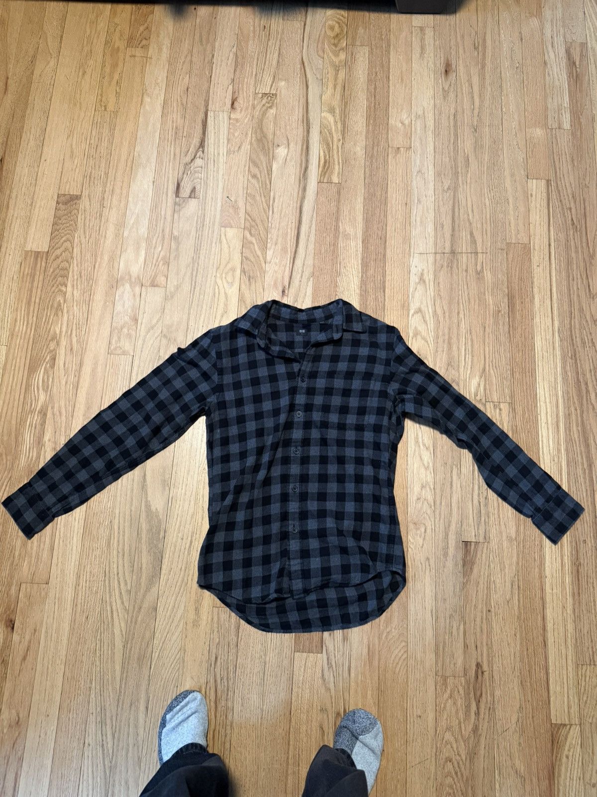 Uniqlo Black Flannel Checkered Button Up Shirt Size US S / EU 44-46 / 1 - 1 Thumbnail