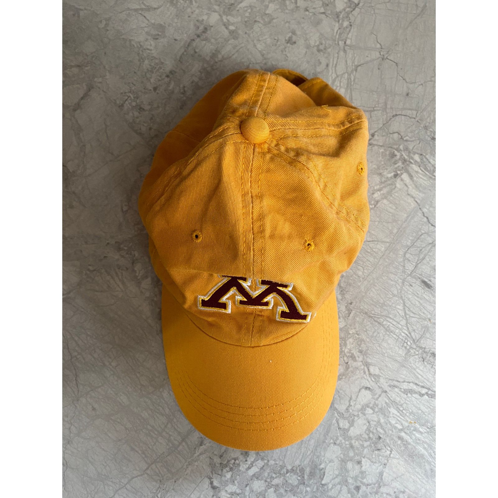 Signatures Minnesota Gophers Strapback Baseball Hat Size ONE SIZE - 3 Thumbnail