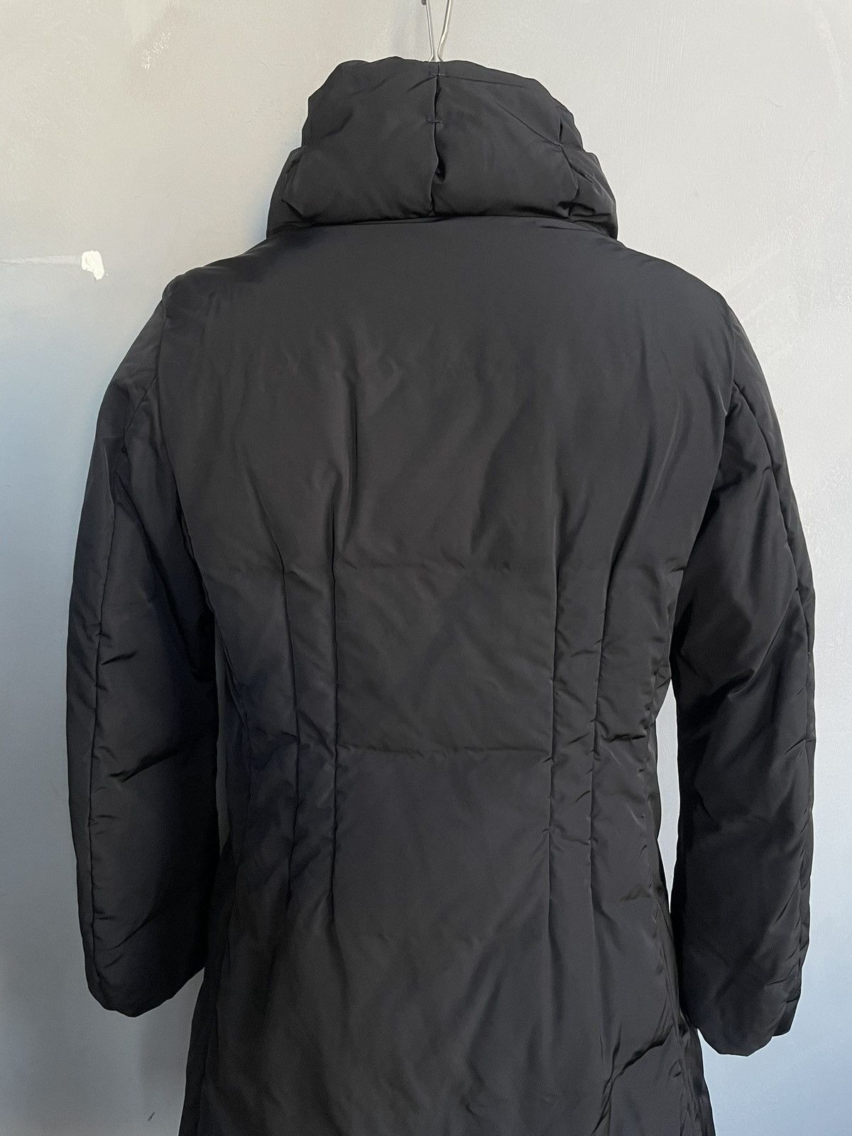 Moncler Vintage Moncler Down Jacket Long 2000’s puff Size L / US 10 / IT 46 - 9 Thumbnail