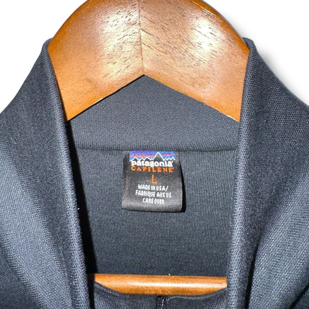 Patagonia Black Patagonia Capilene Made in USA 1/4 Zip SweatShirt Size Size US L / EU 52-54 / 3 - 2 Thumbnail