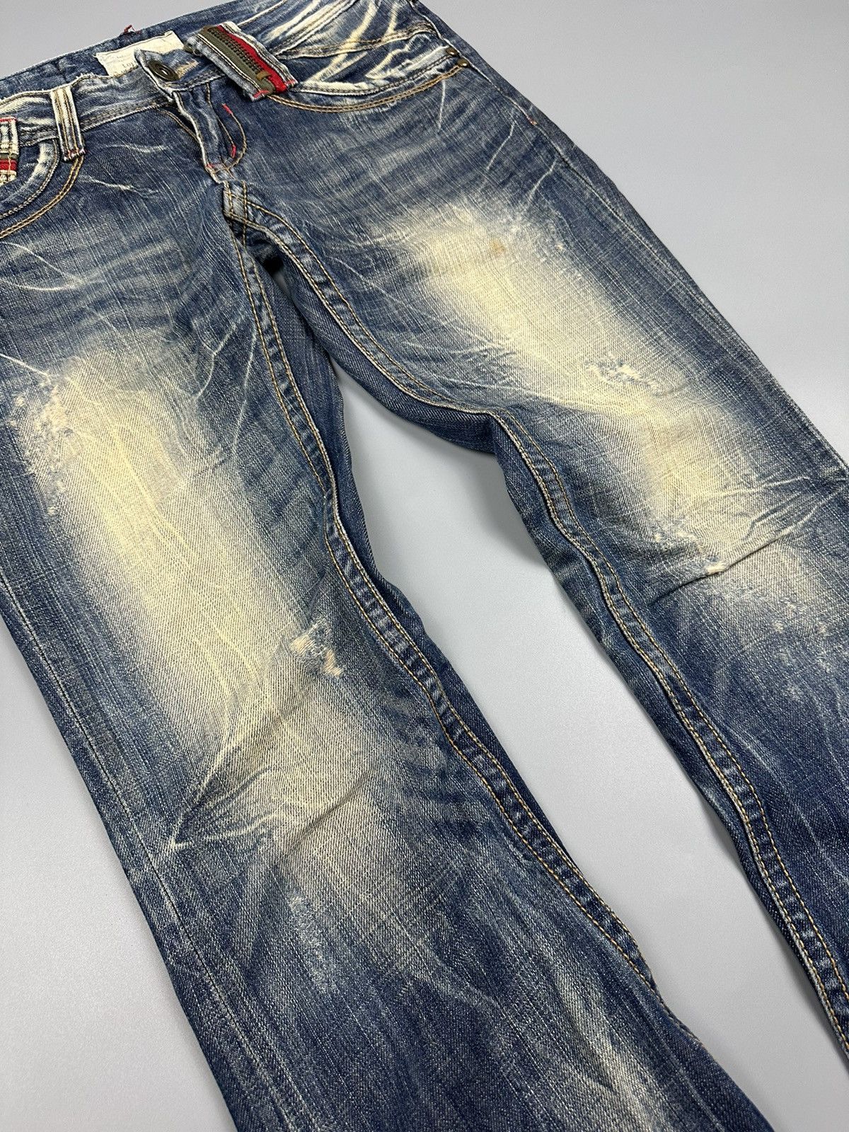 If Six Was Nine Distressed Yoshimoto Nara X Lolita Flare Zipper Jeans Size US 30 / EU 46 - 6 Thumbnail