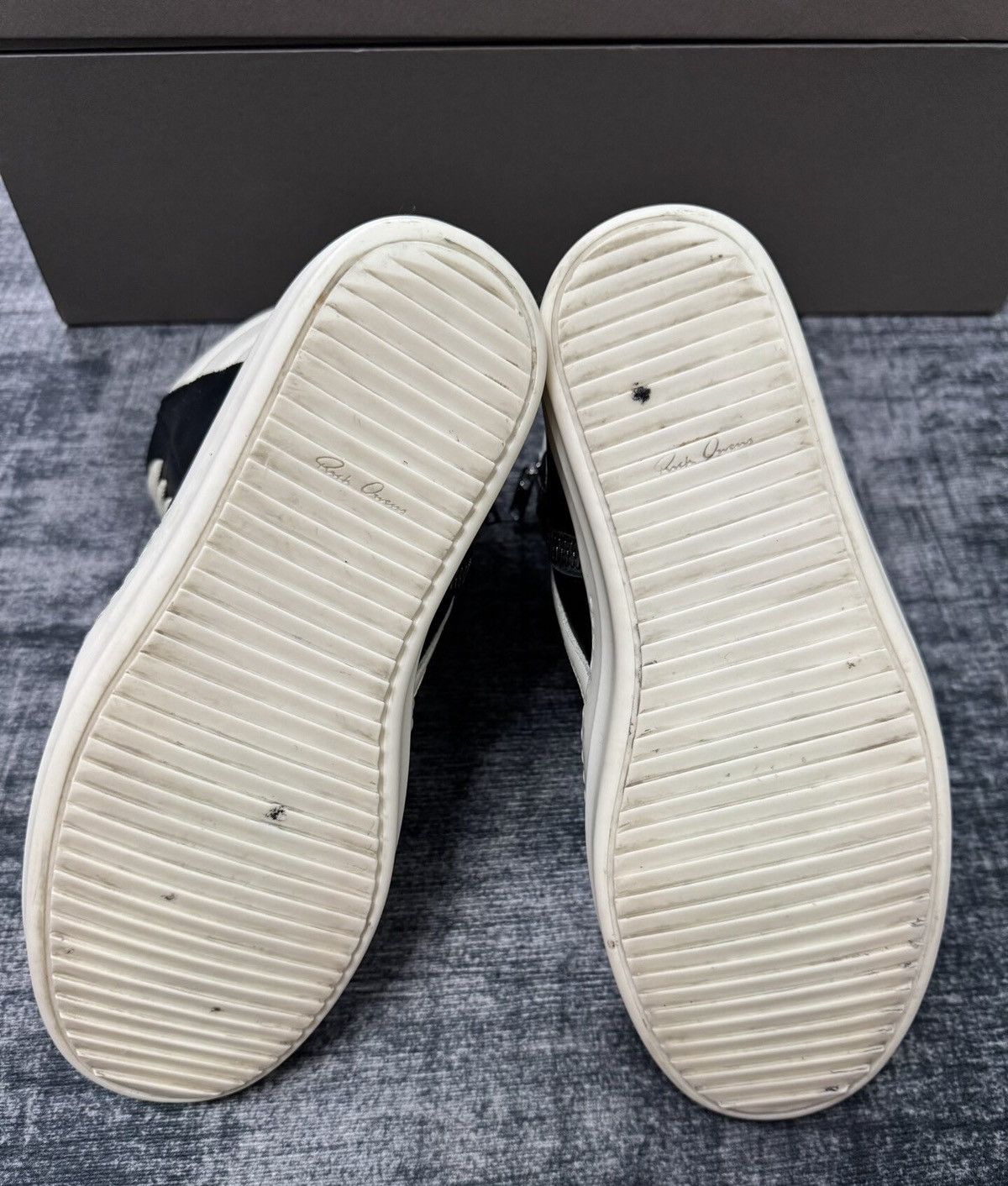 Rick Owens Rick Owens Mainline Triangle Sneakers Size US 8.5 / EU 41-42 - 8 Thumbnail