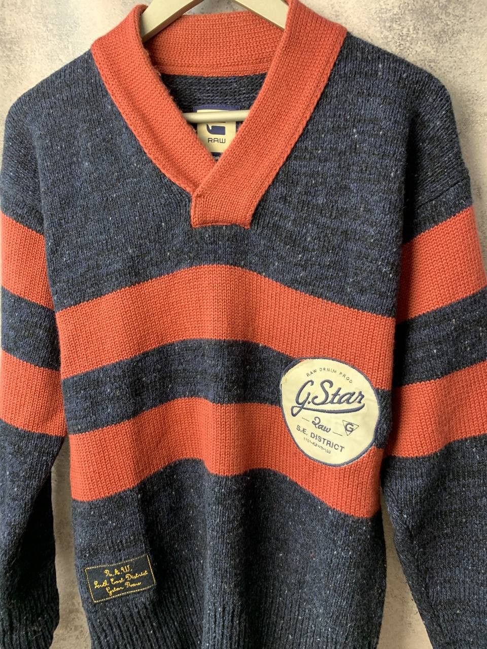 G-Star G-Star Raw Striped Wool V-Neck Sweater size M Size US M / EU 48-50 / 2 - 5 Thumbnail