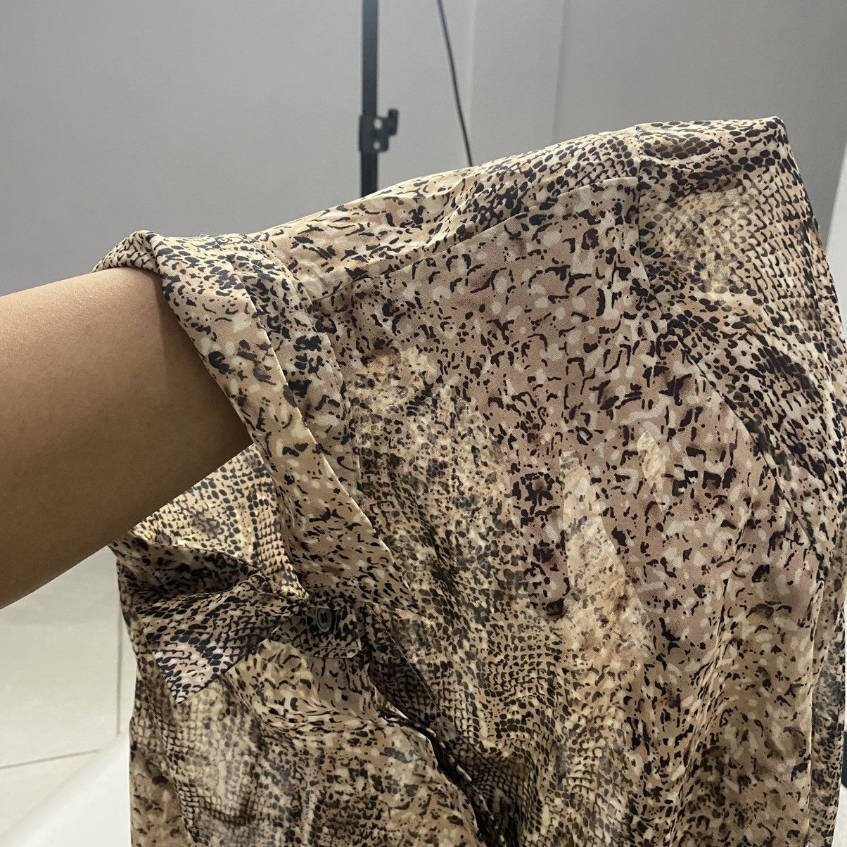 If Six Was Nine Y2K style coco schon - snake skin button shirt Size M / US 6-8 / IT 42-44 - 8 Thumbnail