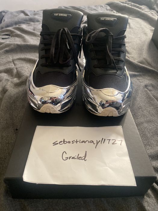 Raf simons hot sale ozweego silver