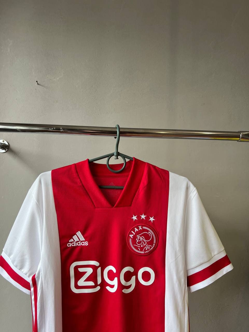 Adidas 2020/21 AJAX AMSTERDAM HOME SOCCER JERSEY SHIRT ADIDAS SZ S Size US S / EU 44-46 / 1 - 4 Thumbnail
