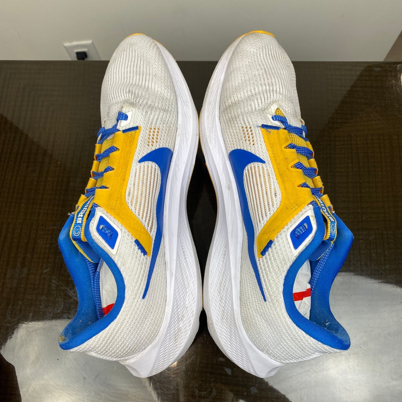 Nike Nike Pegasus 40 UCLA Road Running Sneakers Shoes Men's 11 Size US 11 / EU 44 - 6 Thumbnail