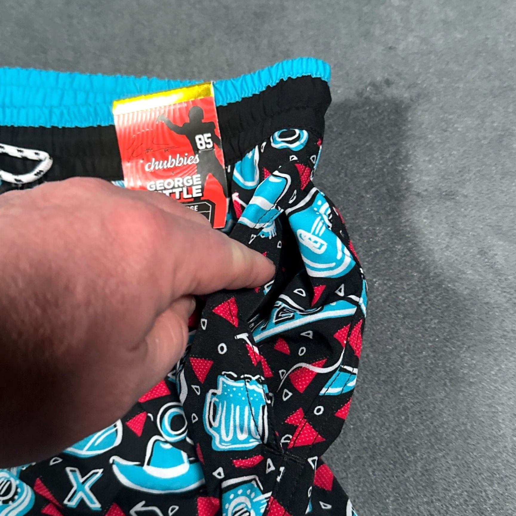 Chubbies Chubbies George Kittle Swim Trunks 2XL XXL Black Beer Football Cowboy Hat TEU USA American Beach Hawaiian Hip Hop Hipster Tribal Sports Baseball? Size ONE SIZE - 4 Thumbnail