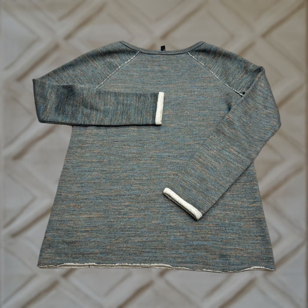 Vintage KUT from the Kloth Pullover Sweatshirt Womens Small Blue Heather V-Neck Raglan Sleeve, Logo, Breathable, Lightweight, Fleece, Cotton Blend, Solid Size S / US 4 / IT 40 - 1 Thumbnail