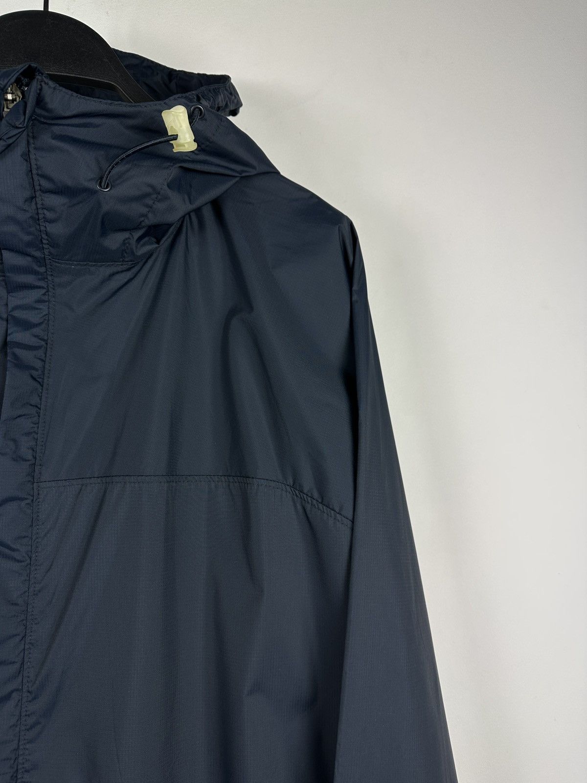 Nike × Vintage Vintage Y2K Nike Swoosh Waterproof Jacket Size US L / EU 52-54 / 3 - 3 Thumbnail