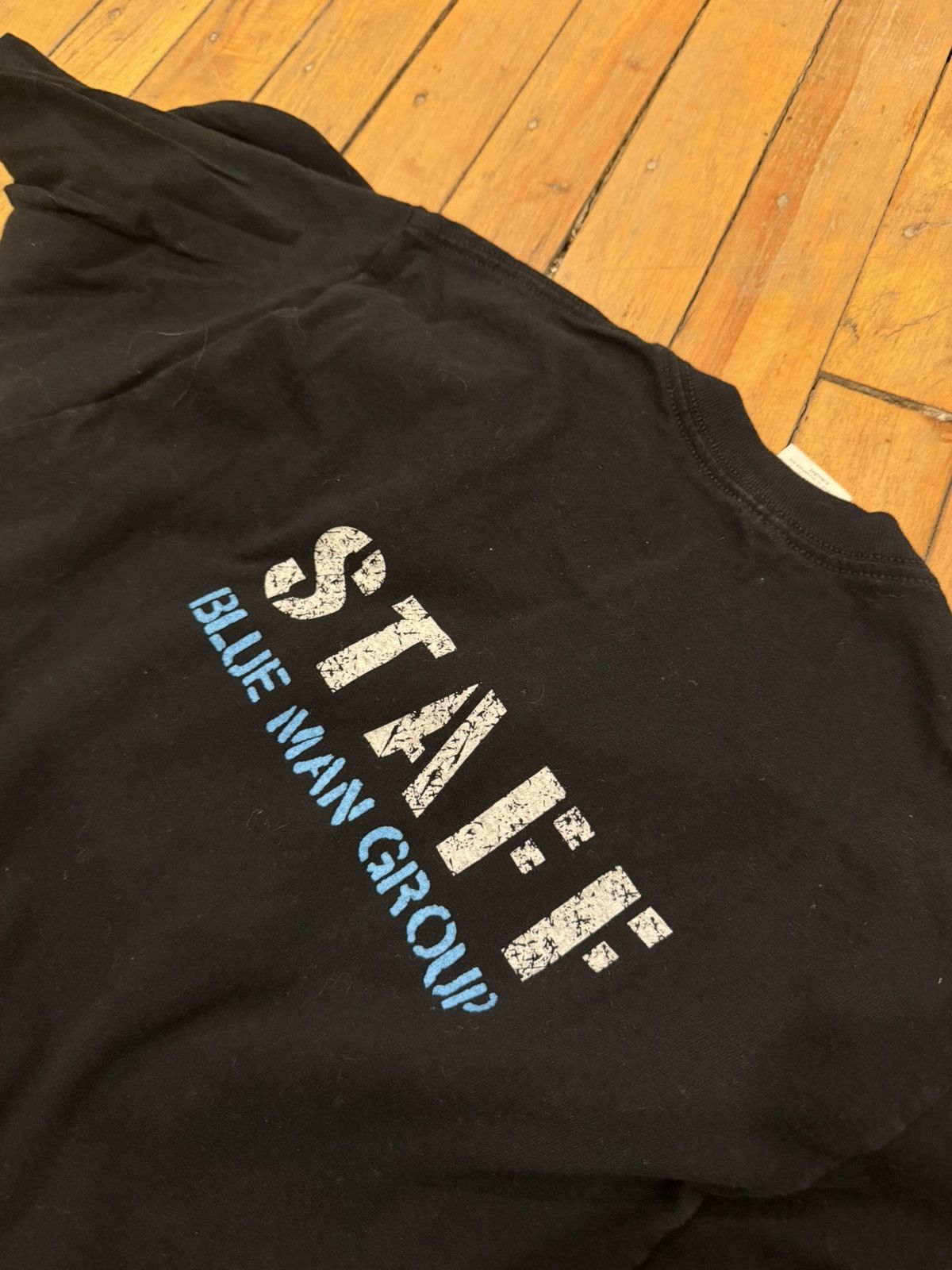Vintage Vintage 90s Blue Man Group Chicago Staff Tour Tee Size US S / EU 44-46 / 1 - 3 Thumbnail