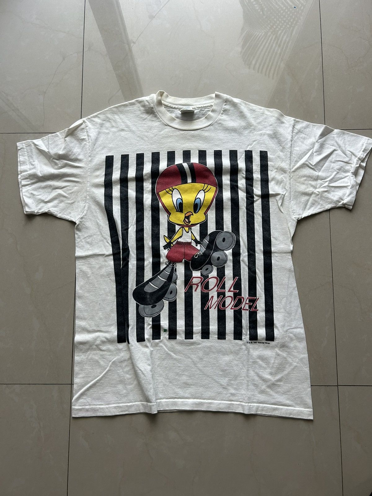Vintage Tweety bird roller skates tee Size US XL / EU 56 / 4 - 1 Thumbnail