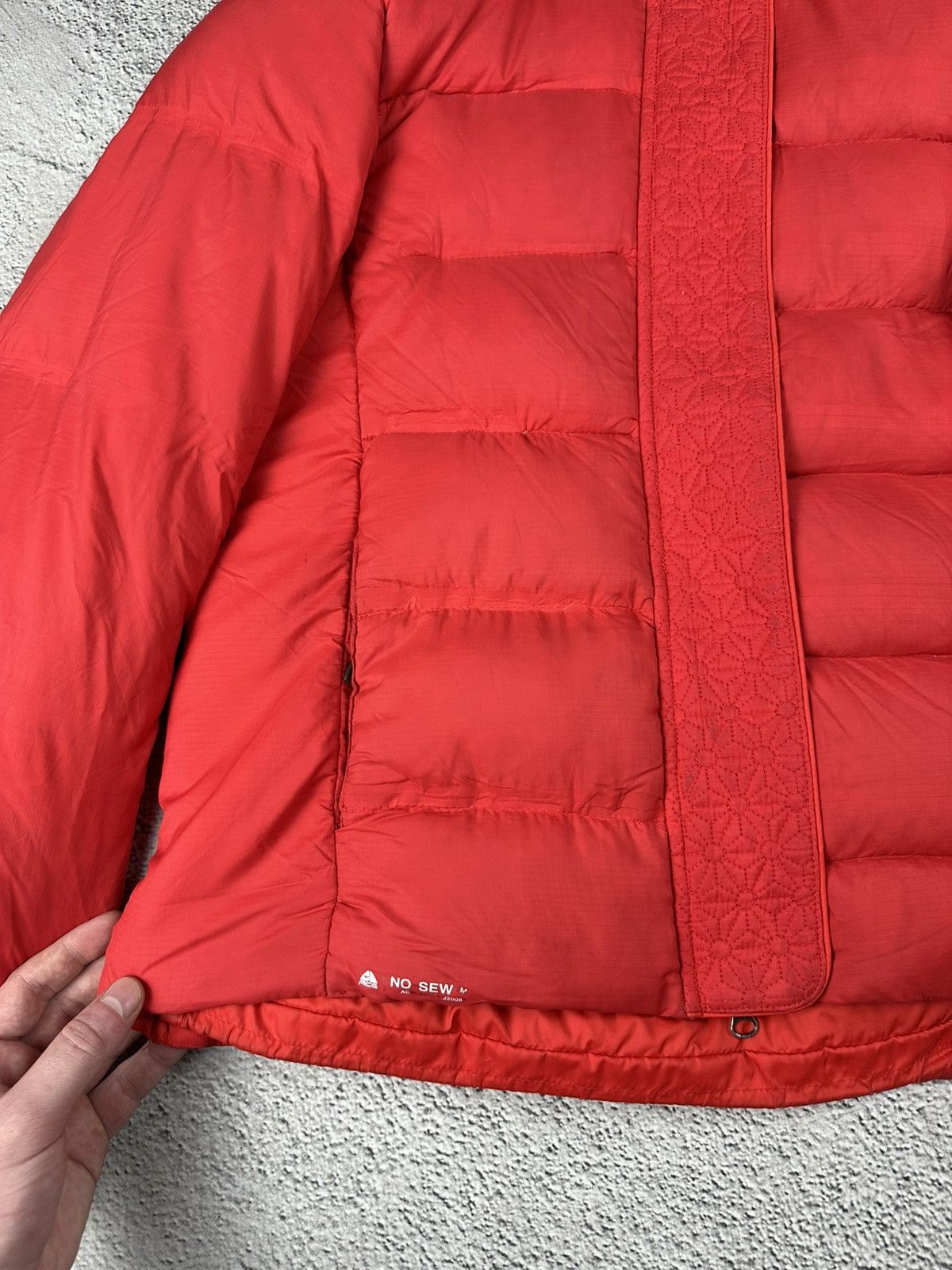 Nike ACG Vintage Nike ACG Down Puffer Jacket Washed Y2K Fur Fuzzy Size S / US 4 / IT 40 - 9 Thumbnail