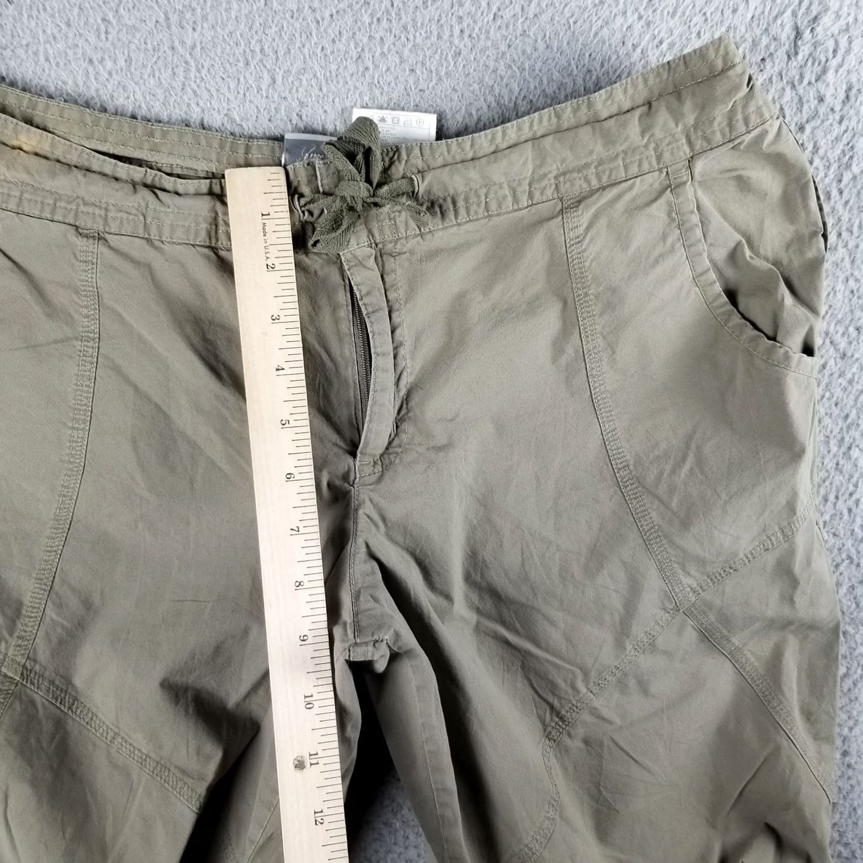 Nike VINTAGE Nike Shorts 34W Beige Hiking Outdoor Drawstring Cinch Legs Size US 34 / EU 50 - 5 Thumbnail