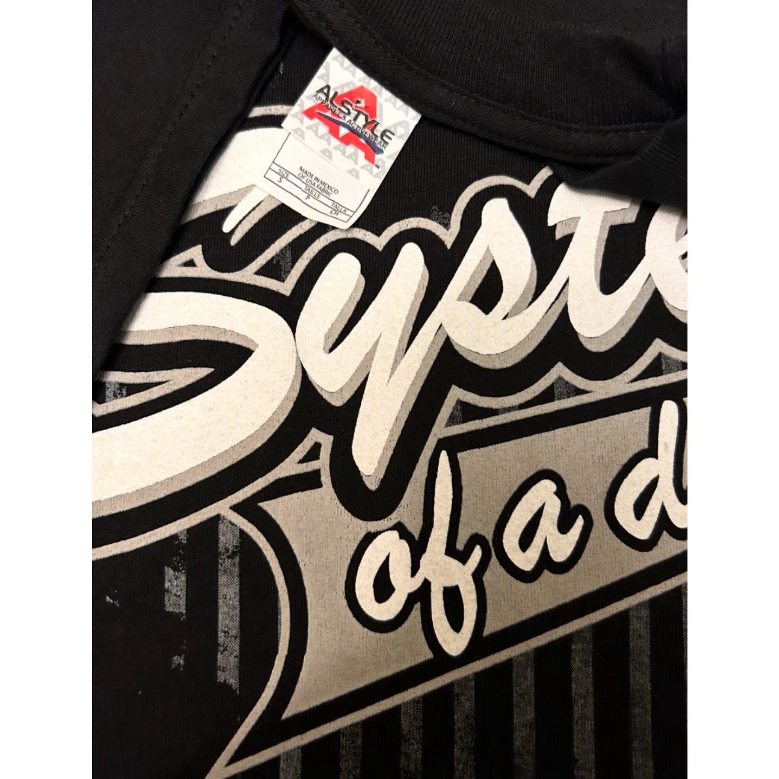 Vintage VINTAGE System Of A Down Band Tee Shirt Mens Small S Black Rock 90s Y2K Vintage Band Tee Mens Short Sleeve Tee Size US S / EU 44-46 / 1 - 2 Thumbnail