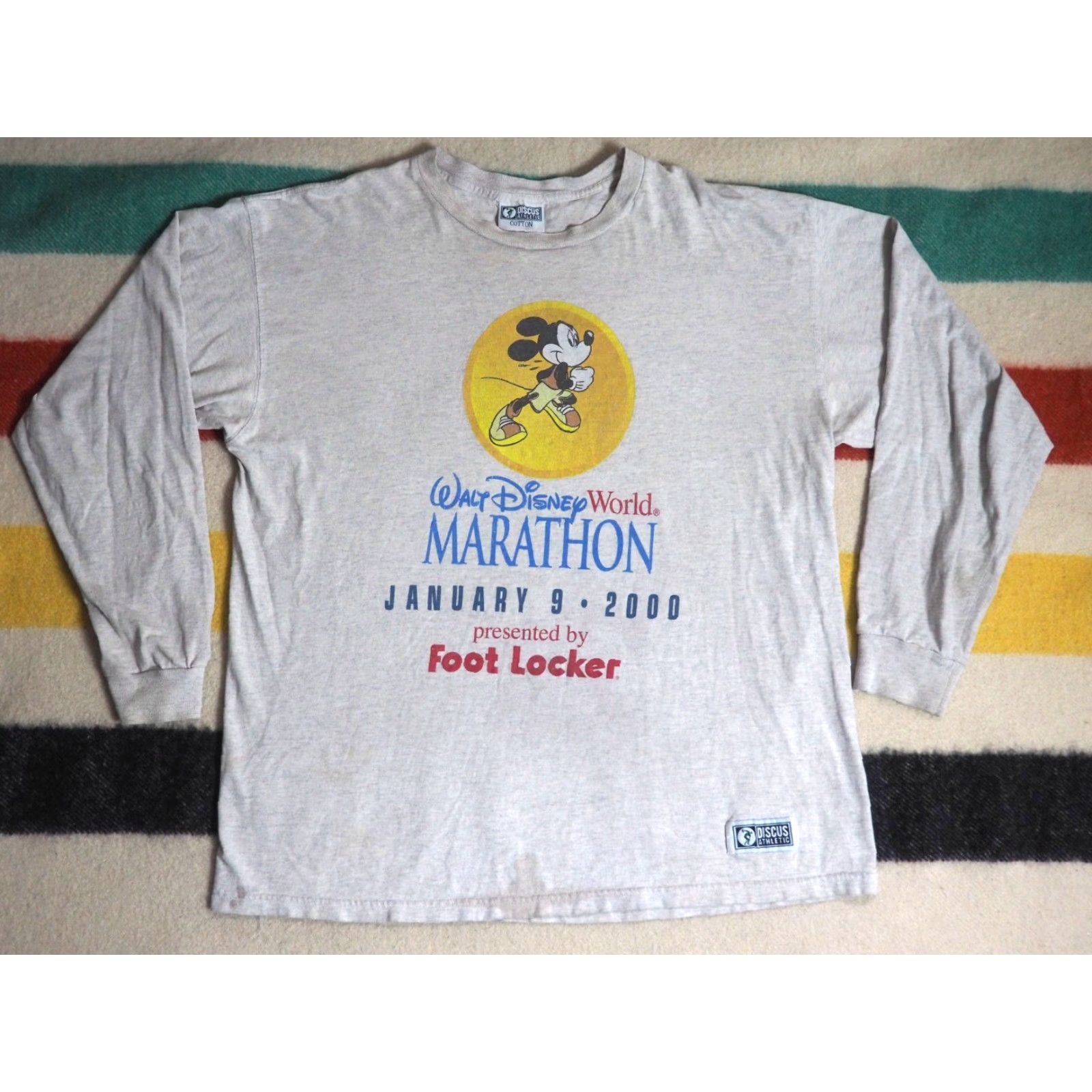Disney VTG Disney T-Shirt Mens XL Long Sleeve Mickey Gray 2000s Walt Disney World Marathon Graphic Tee Size US XL / EU 56 / 4 - 2 Thumbnail