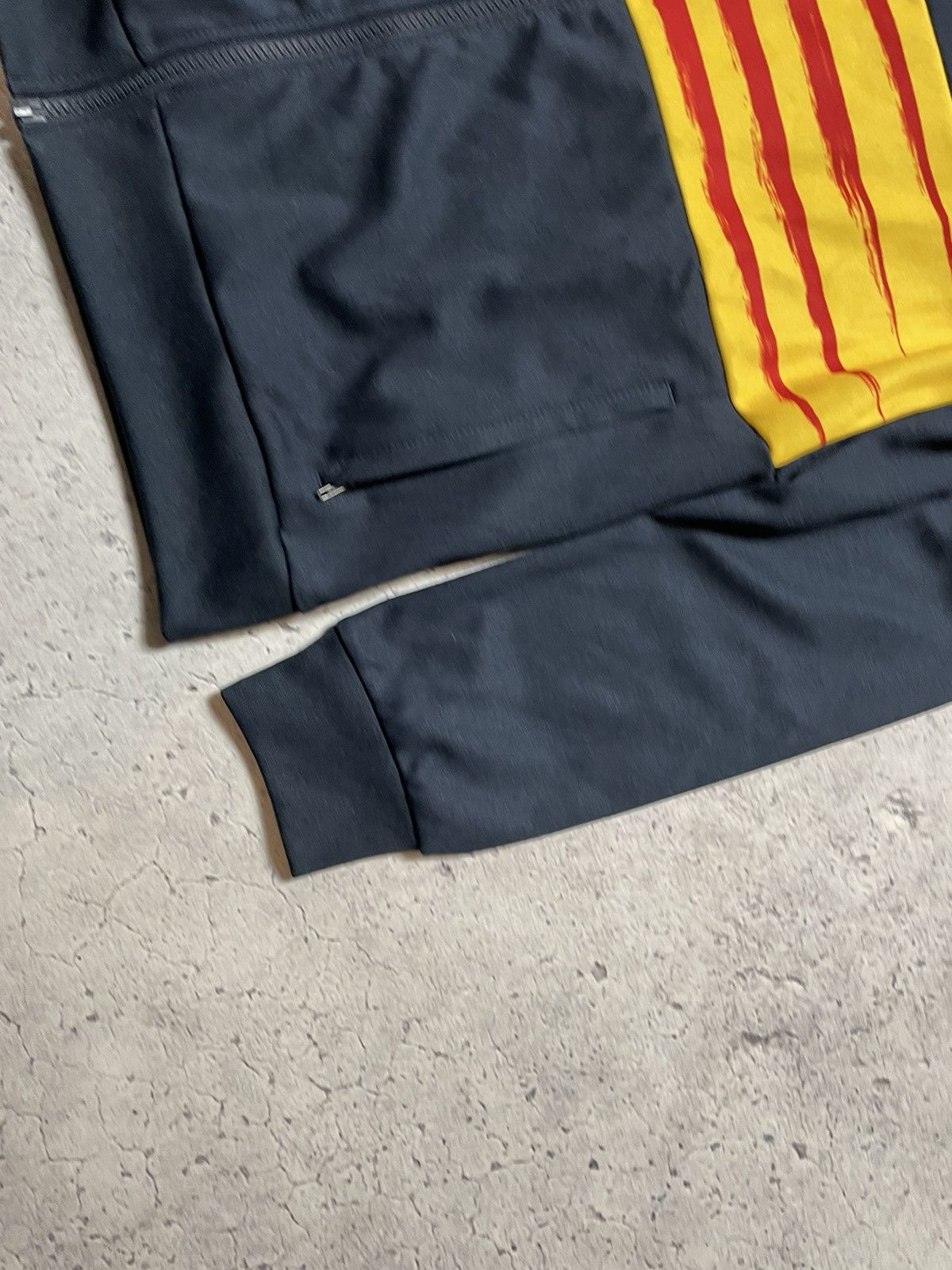 Nike Vintage Nike FC Barcelona Drill Y2K Full Zip Jacket Size US S / EU 44-46 / 1 - 4 Thumbnail