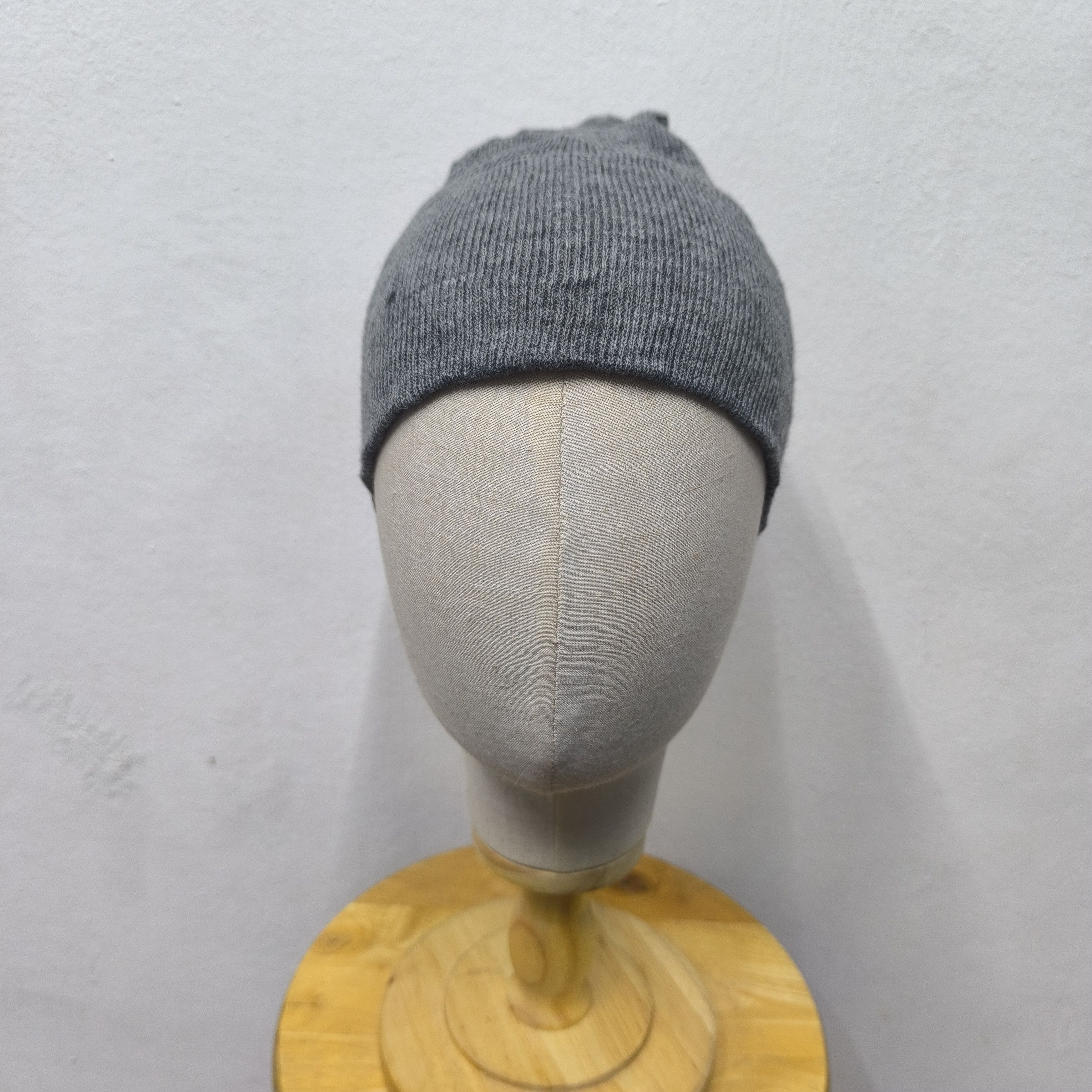 Japanese Brand 💥 H&m black label pull on beanie hat Size ONE SIZE - 2 Thumbnail