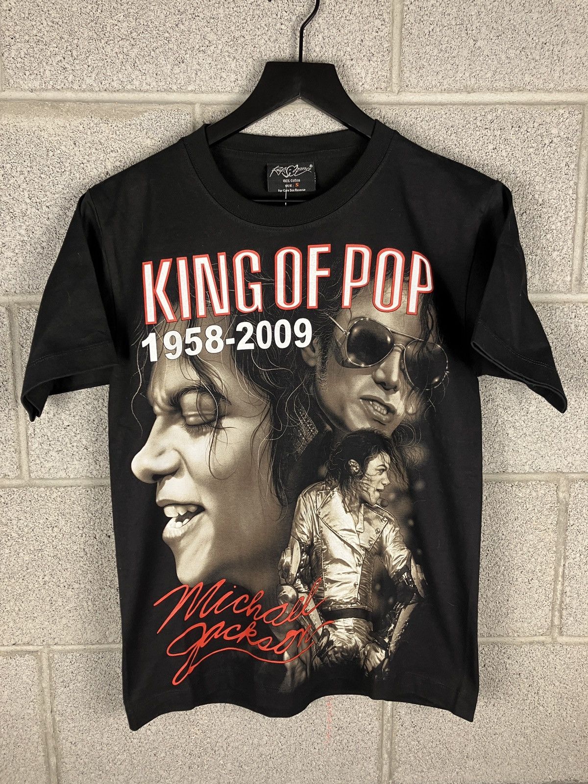 image of Band Tees x Michael Jackson Vintage 2009 Michael Jackson King Of Pop Aop Graphic Tee in Black (Size