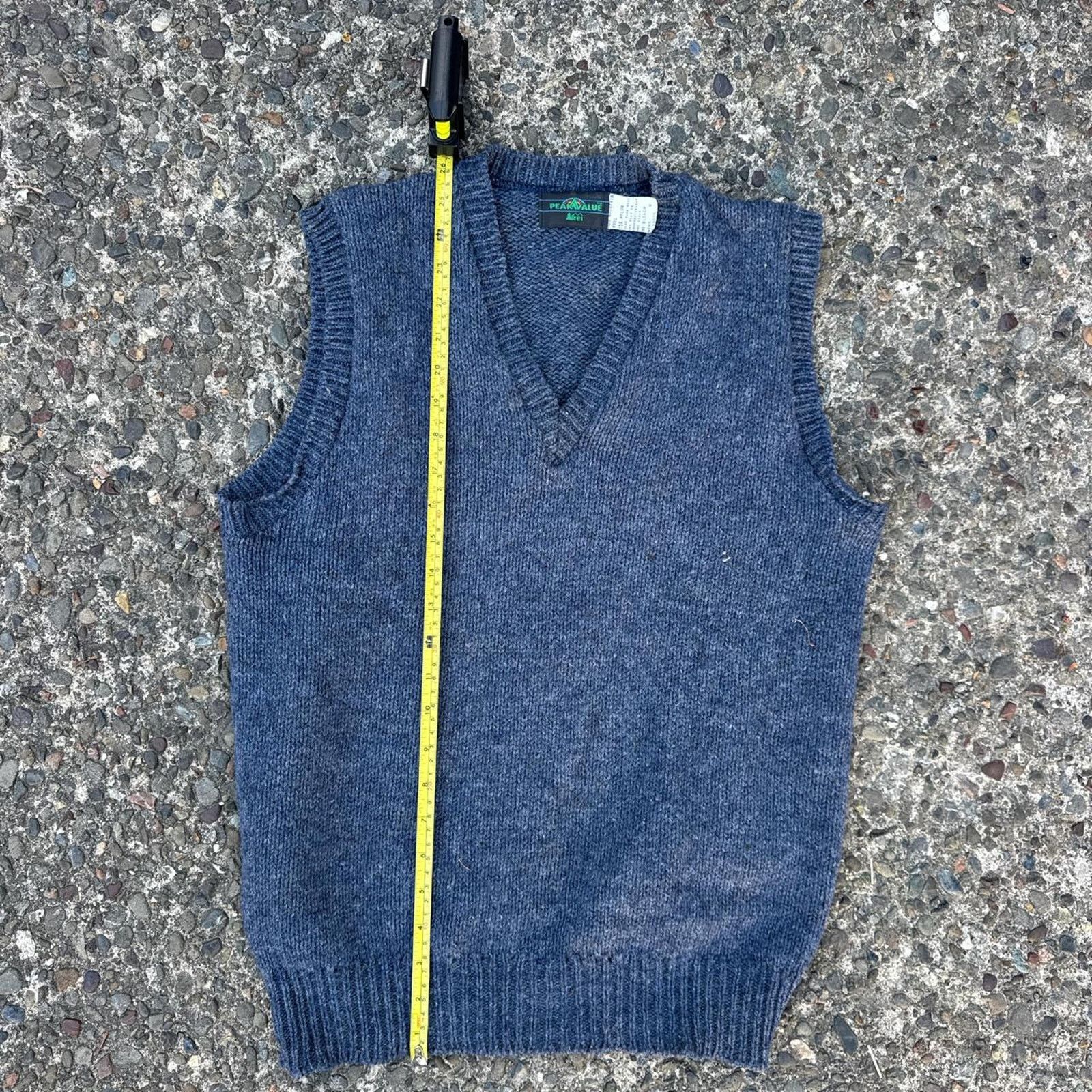 Rei Vintage 90s REI Wool Sweater Vest – Size Medium Size US M / EU 48-50 / 2 - 5 Thumbnail