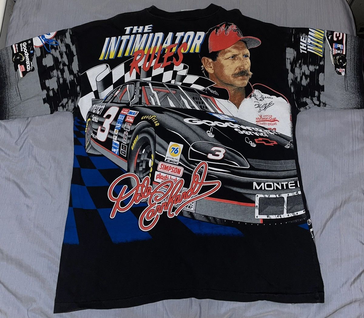 Vintage Vintage Dale Earnhardt NASCAR All Over Print T-Shirt 1996 Size US XL / EU 56 / 4 - 2 Thumbnail