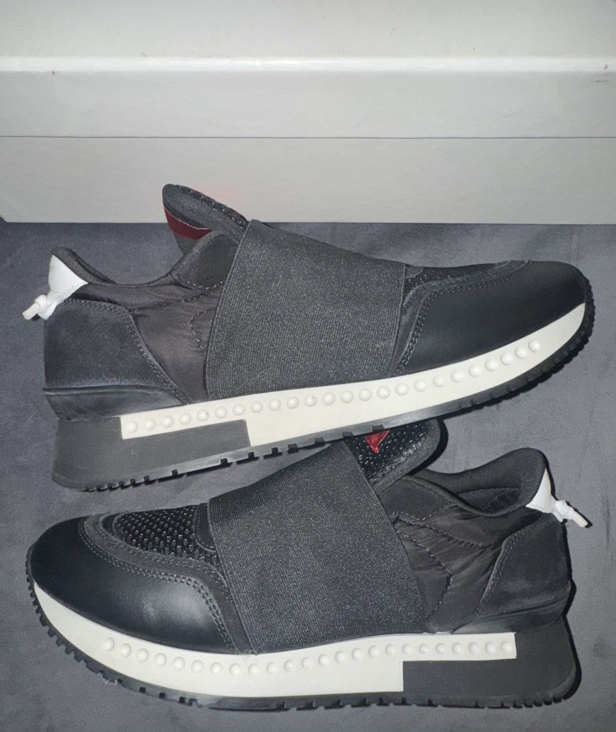 Givenchy ‘Black/White/Red’ Active Elastic Runners Size 40EU