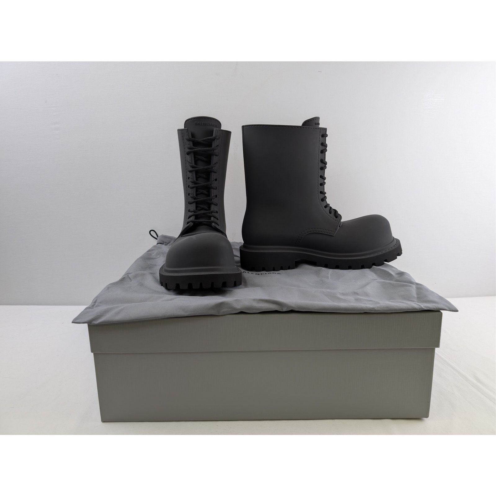 Balenciaga o1rshd1 Q:2 / Full Eva Steroid Boot in Black Size US 10 / EU 43 - 15 Thumbnail