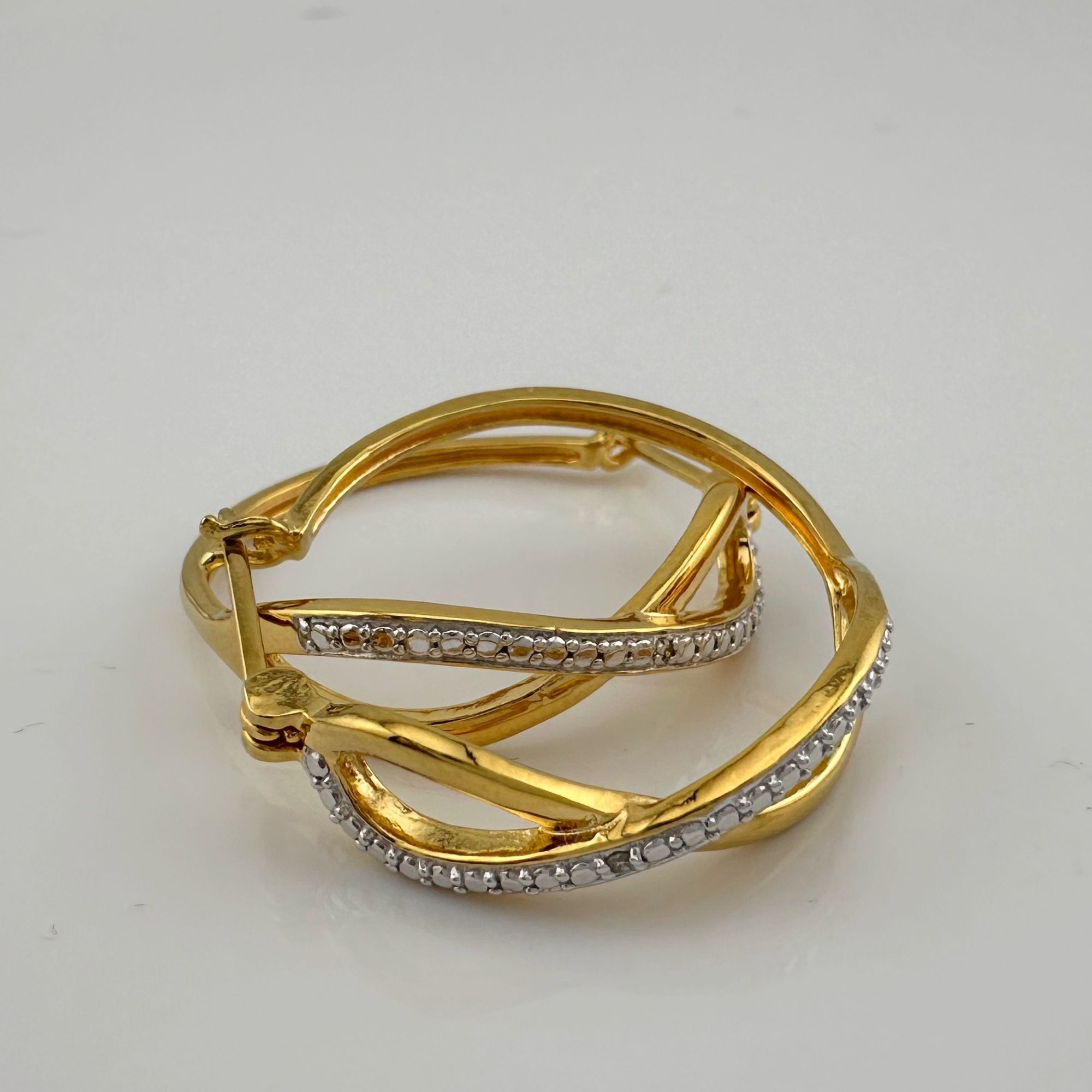 Other Beautiful Infinity Hoop Earrings Sterling 14kt Gold Overlay Size ONE SIZE - 13 Thumbnail