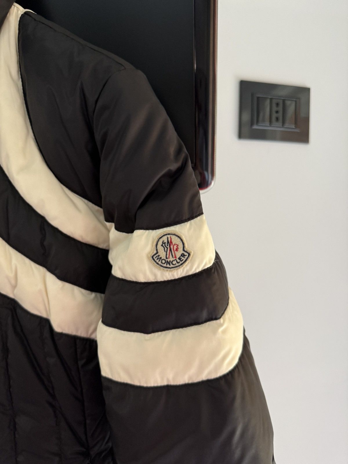Moncler Moncler Jacket for women’s Size M / US 6-8 / IT 42-44 - 2 Thumbnail