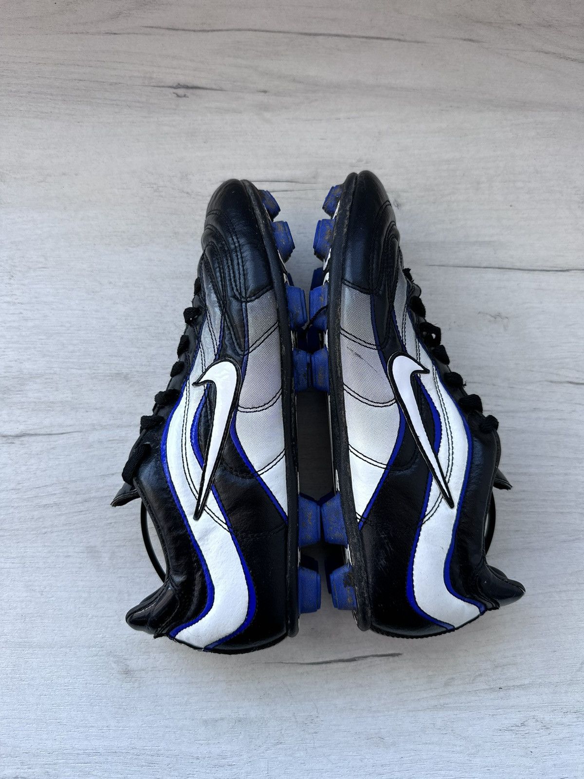 Nike × Vintage Nike Mercurial R9 Ronaldo Fenomeno 2000 Football Cleats US10 Size US 10 / EU 43 - 5 Thumbnail