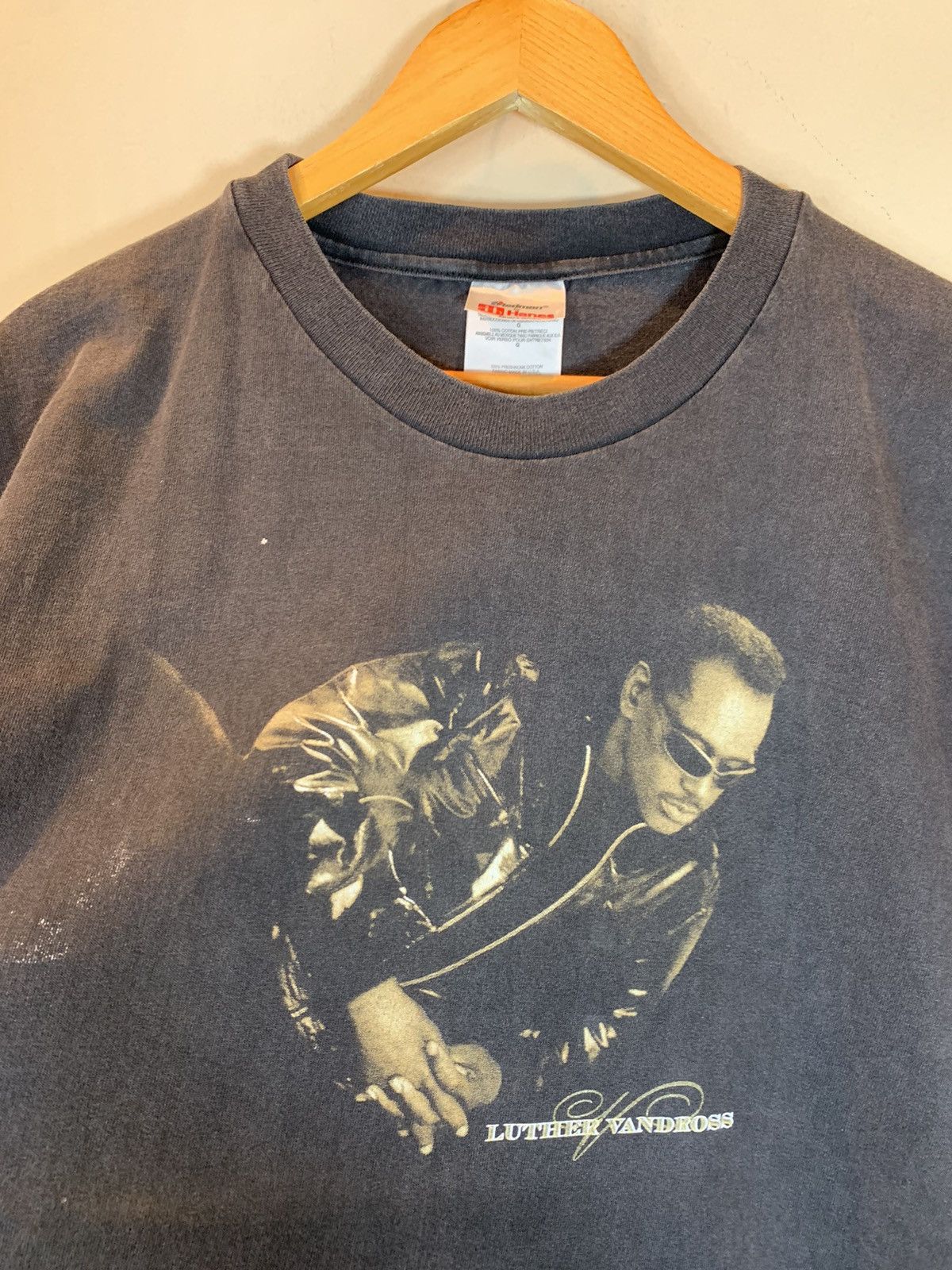 Band Tees × Rap Tees × Vintage *RARE* Vintage 90’s Luther Vandross Faded R&B Soul Art Shirt Size US L / EU 52-54 / 3 - 3 Thumbnail