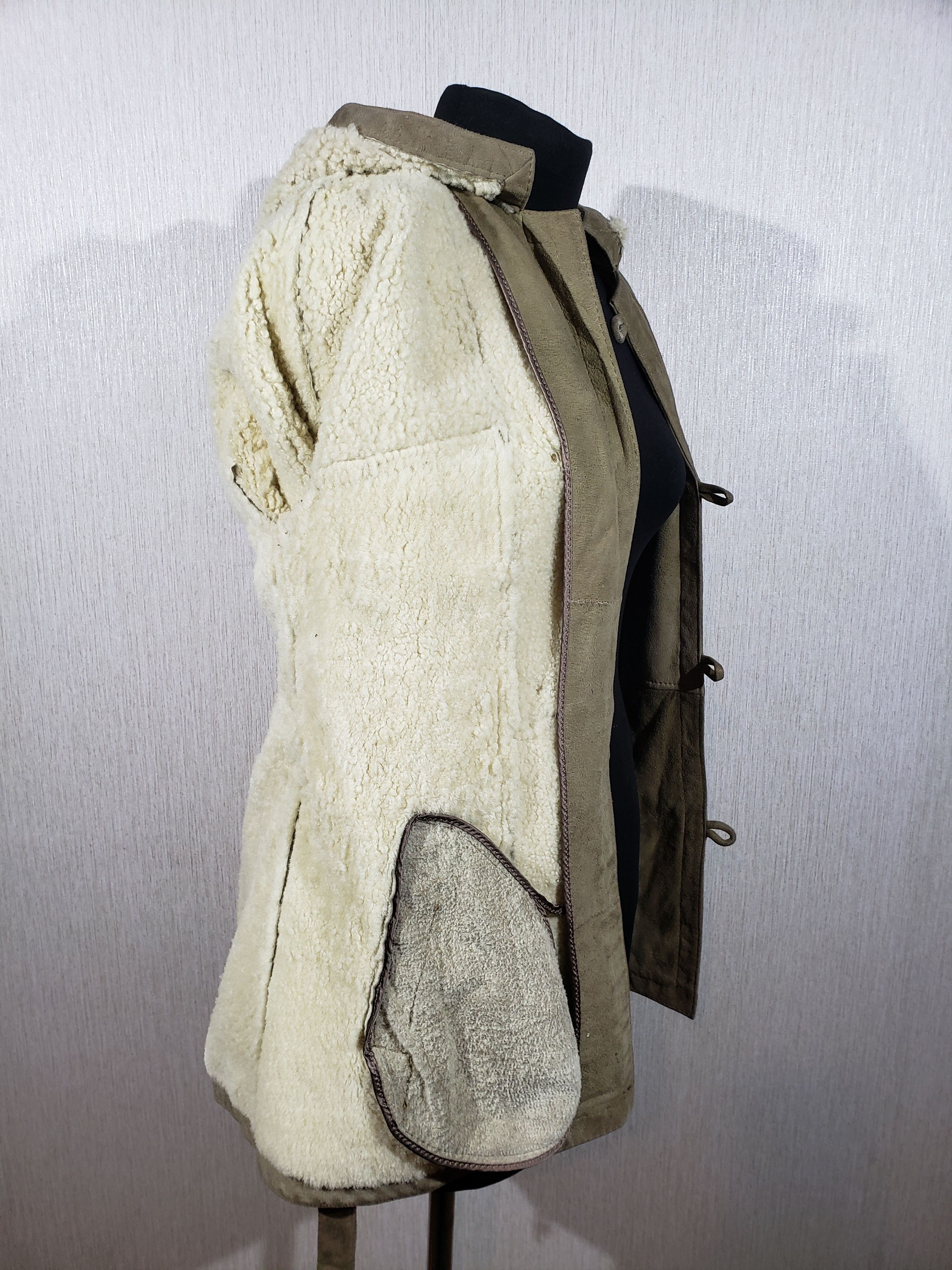 Uniqlo Stylish gray sheepskin coat with a hood. Size M / US 6-8 / IT 42-44 - 6 Thumbnail