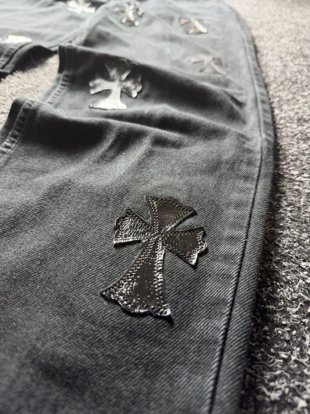 Vintage Vintage 90s Custom Chrome Hearts Style Cross Denim Jeans Size US 33 - 4 Thumbnail