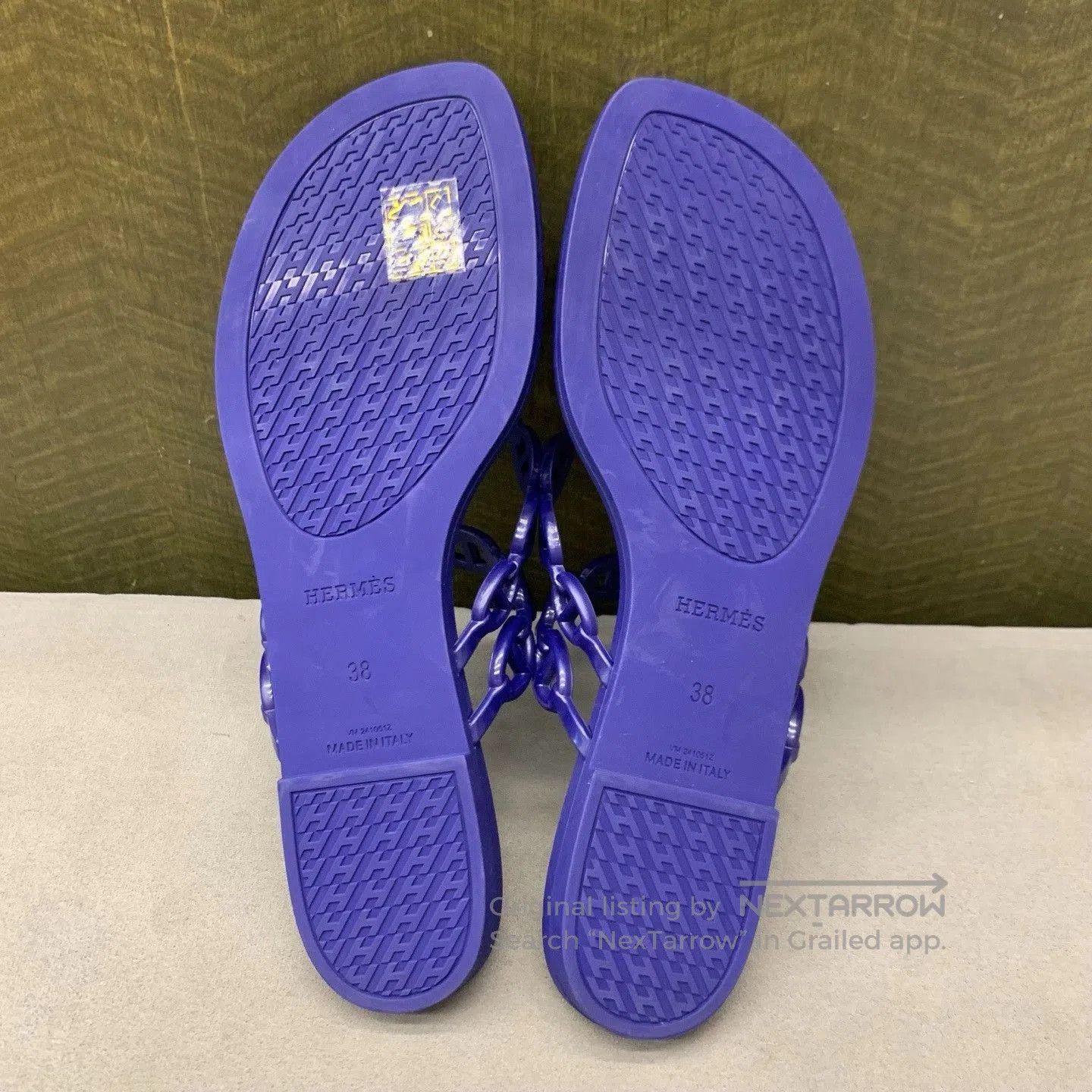 Hermes Hermes Blue Pig Nose Sandal. Size US 7 / IT 37 - 4 Thumbnail